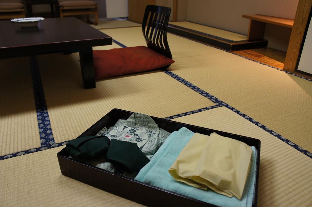 Nishiki-No-Yu Jimotoya Hotel Matsumoto Bagian luar foto